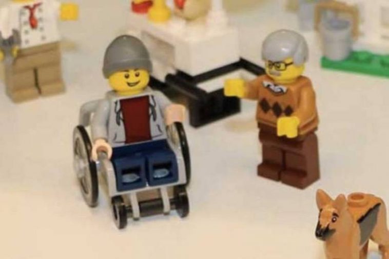 Lego cria seu primeiro boneco cadeirante