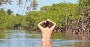 Prática de nudismo se populariza e Senado aprova projeto que regulamenta atividade