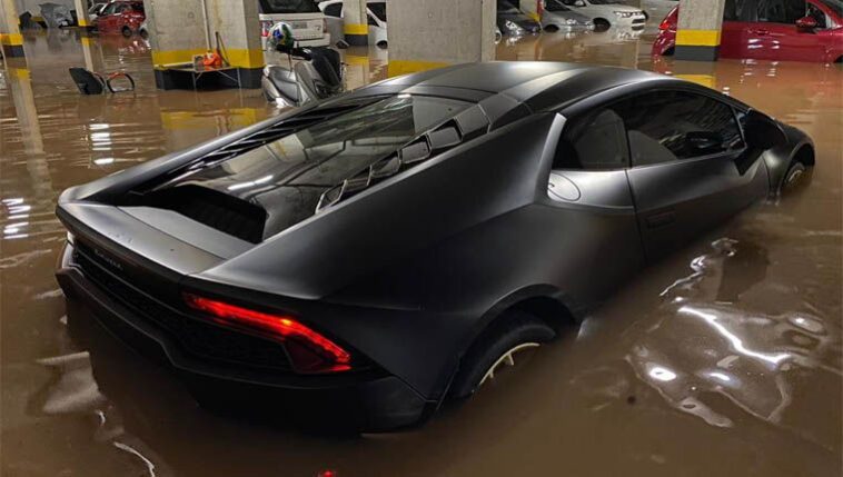 Lamborghini atingida pela enchente em SP não tinha seguro
