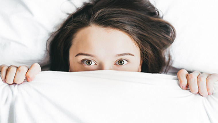 O que é paralisia do sono? Entenda esta assustadora reação do corpo