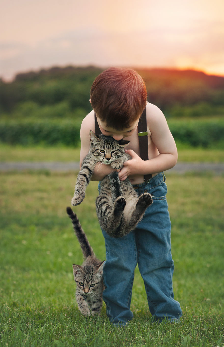 crianças gatinhos fotos