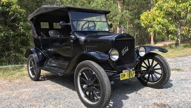 Ford Model T preto frase